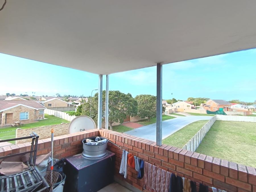 3 Bedroom Property for Sale in Rowallan Park Eastern Cape